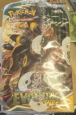 Pokemon Sword & Shield – Evolving Skies Booster Box – Minor Box Damage - Image 3