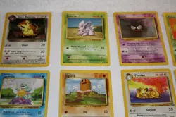 POKEMON 50 CARD LOT PIKACHU CHARMELEON - Image 4