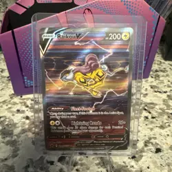 Pokemon TCG Raikou v Crown Zenith: Galarian Gallery Holo Ultra Rare - Image 1