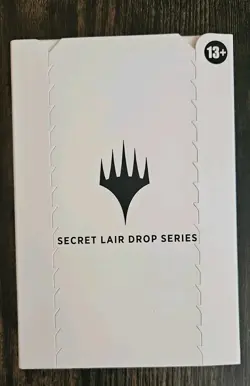 MTG Secret Lair x Dungeons & Dragons: Exhibition of Adventure Foil Sealed - Image 2