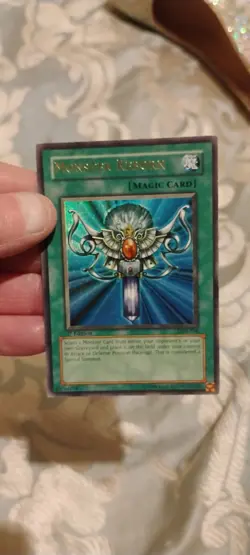 Konami Monster Reborn LOB-118 1st Edition Holo Rare Spell Card Blue Eyes English - Image 4