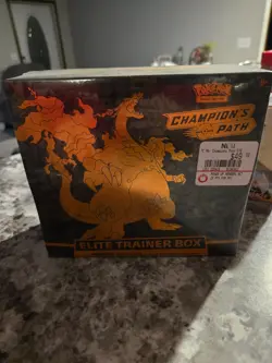 Pokemon TCG: Champion's Path Elite Trainer Box 820650805455 - Image 1