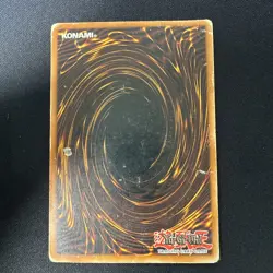 YUGIOH BLUE EYES WHITE DRAGON SUPER RARE SKE-001 1ST EDITION DAMAGED - Image 5
