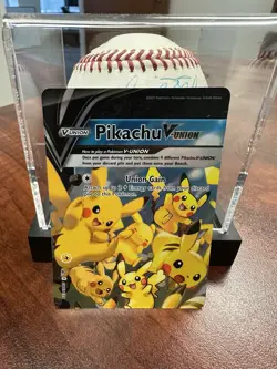 Pokemon TCG Pikachu V-UNION SWSH139 SWSH Black Star Promos NM - Image 1