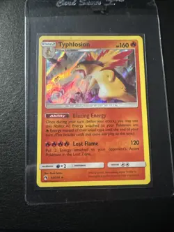 Typhlosion *HOLO* SM - Lost Thunder 42/214 Pokemon TCG - Image 1