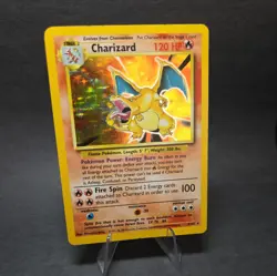 Pokemon TCG Base Set Charizard 004/102 Holo Rare 1999 Unlimited Vintage Card - Image 1