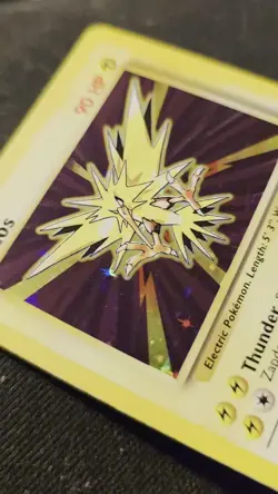 Pokemon Base Set Zapdos Holo Rare 16/102 - Image 2