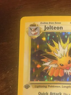 Vintage Pokemon Jungle 1st Edition JOLTEON #4/64 Holo Rare - Image 2