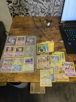 Partial set of French 1st Edition Base Set Pokemon Cards NM/EX/VG - Image 1