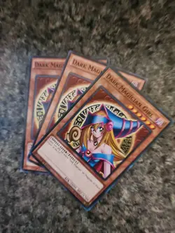 3x Yugioh Dark Magician Girl YGLD-ENA04 - Various Sets Common NM PLAYSET 🔥y24 - Image 1