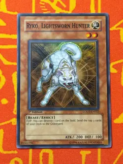 YUGIOH RYKO, LIGHTSWORN HUNTER SUPER RARE 1ST EDITION EXCELLENT LODT-EN022 - Image 1