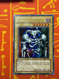 YUGIOH SUMMONED SKULL ULTRA RARE LIGHT PLAY MRD-E003 - Image 1