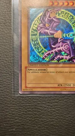 Yu-Gi-Oh! Dark Magician 2002 Tin Secret Rare Holo BPT-001 2500/2100 Eng - Image 5