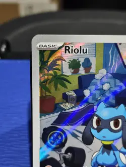 Pokemon TCG Riolu 215/198 Illustration Rare Scarlet And Violet Base Set NM - Image 2
