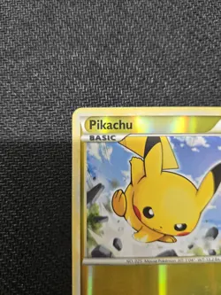 Pikachu 61/90 Common Reverse Holo HGSS Undaunted Pokemon - Image 3