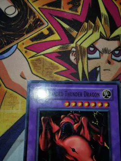Twin-Headed Thunder Dragon mrd-e120 Unltd Ed (MP) Super Rare Yu-Gi-Oh! - Image 3