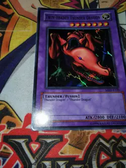 Twin-Headed Thunder Dragon mrd-e120 Unltd Ed (MP) Super Rare Yu-Gi-Oh! - Image 4