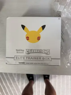 Pokemon TCG: 25th Anniversary Celebrations Elite Trainer Box (2021) 820650809439 - Image 1