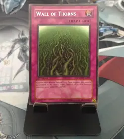 Wall of Thorns (Rare) - Crimson Crisis - Image 1