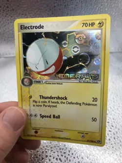Electrode 27/106 Ex Emerald Reverse Holo English Pokemon LP-NM! - Image 1