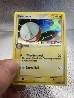 Electrode 27/106 Ex Emerald Reverse Holo English Pokemon LP-NM! - Image 2
