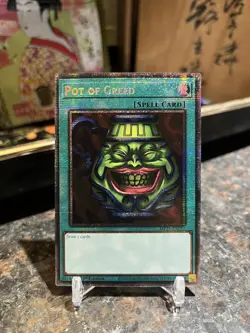Yugioh! - 1 NM Pot of Greed MP25-EN050 Starlight Rare 1st Edition - Image 1