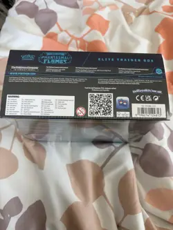 Pokemon TCG: Mega Evolution Phantasmal Flames Elite Trainer Box ETB. - Image 4