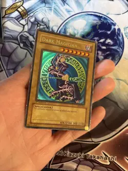 (79) Yugioh Dark Magician SDY-006 Ultra Rare 1st Edition MP/HP - Image 2