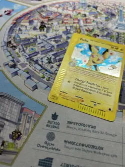 Pokemon EXPEDITION - #22/165 Pichu - Holo - ENG - Heavily Played - Image 4