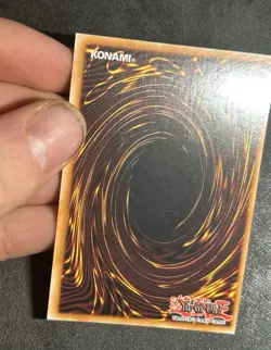 Yugioh Helpoemer PGD-058 Pharaonic Guardian 1st Edition Misprint Square Cut - Image 3