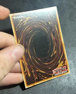 Yugioh Harpie's Feather Duster LCJW-EN099 Secret Rare 1st Edition - Image 3