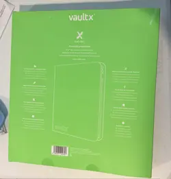 vaultx EXO-TEC 12-Pocket Zip Binder 480 Card Faux Leather Side Loading Green - Image 2