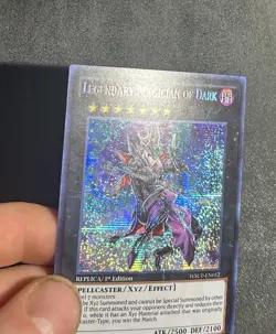 Yugioh 1st Edition Legendary Magician of Dark WSUP-EN052 World Superstars - Image 3