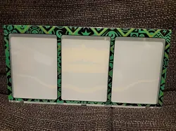 Pokemon 3 Card Magnetic Acrylic Display Case GREEN - Image 1