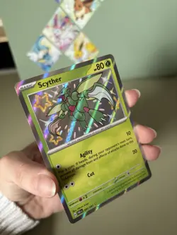 Pokemon Scyther TCG Holo Card Paldean Fates Baby Shiny 095/091 - Image 2