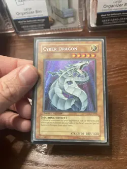 Yu-Gi-Oh Cyber Dragon CT03-EN002 Limited Edition Secret Rare HP Condition - Image 1
