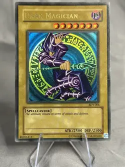 Yu-Gi-Oh 1996 Rare Holo Dark Magician Trading Card SDY-006 - Image 1