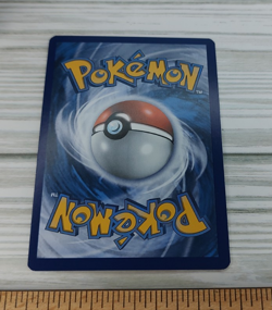 Pokemon TCG Pikachu Holo RC17/RC25 Radiant Collection 2013 Legendary Treasures - Image 2