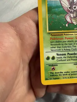 Venomoth 13/64 Pokemon Jungle Holo - Image 2