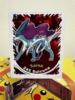 2022 POKEMON Prizma Sticker #245 Suicune Gold Star Holo Peru - Image 1