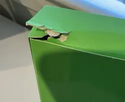 Vault X EXO-TEC 9-Pocket Zip Binder 360 Card Capacity Green Side Loading - Image 3