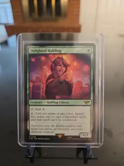 Delighted Halfling - Magic the Gathering: Tales of Middle-Earth - NM - Image 1