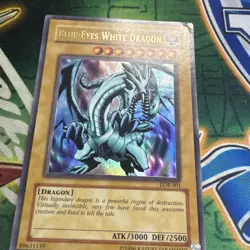 Yugioh! Blue-Eyes White Dragon LOB-001 Ultra Rare Unlimited Vintage LP/MP - Image 2