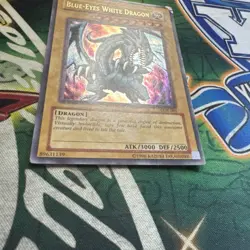 Yugioh! Blue-Eyes White Dragon LOB-001 Ultra Rare Unlimited Vintage LP/MP - Image 3