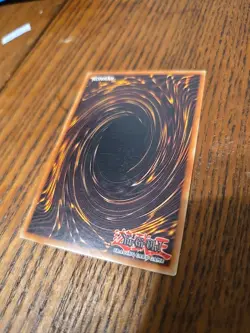 Yu-Gi-Oh! Blue-Eyes White Dragon #SDK-001 near mint - Image 2