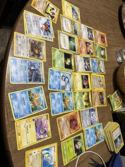 Pokemon TCG 250 Mixed Card Lot Kingdra Heracross Articuno Holo Trainer - Image 2
