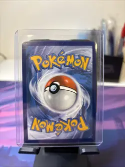 Mew 025/025 Gold Full Art Celebrations 2021 Pokemon Card Near Mint - Image 2