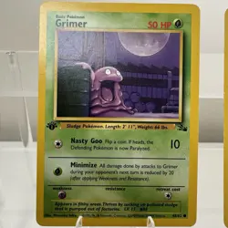 Vintage Pokemon 1st Edition Muk 28/62 1st Edition Grimer 48/62 Fossil Non Holo - Image 2