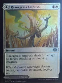 Modern Horizons 3 Razorgrass Ambush // Razorgrass Field Foil - Image 1