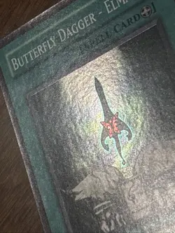 Butterfly Dagger - Elma DCR-032 Dark Crisis Unlimited Super Rare LP - Image 5